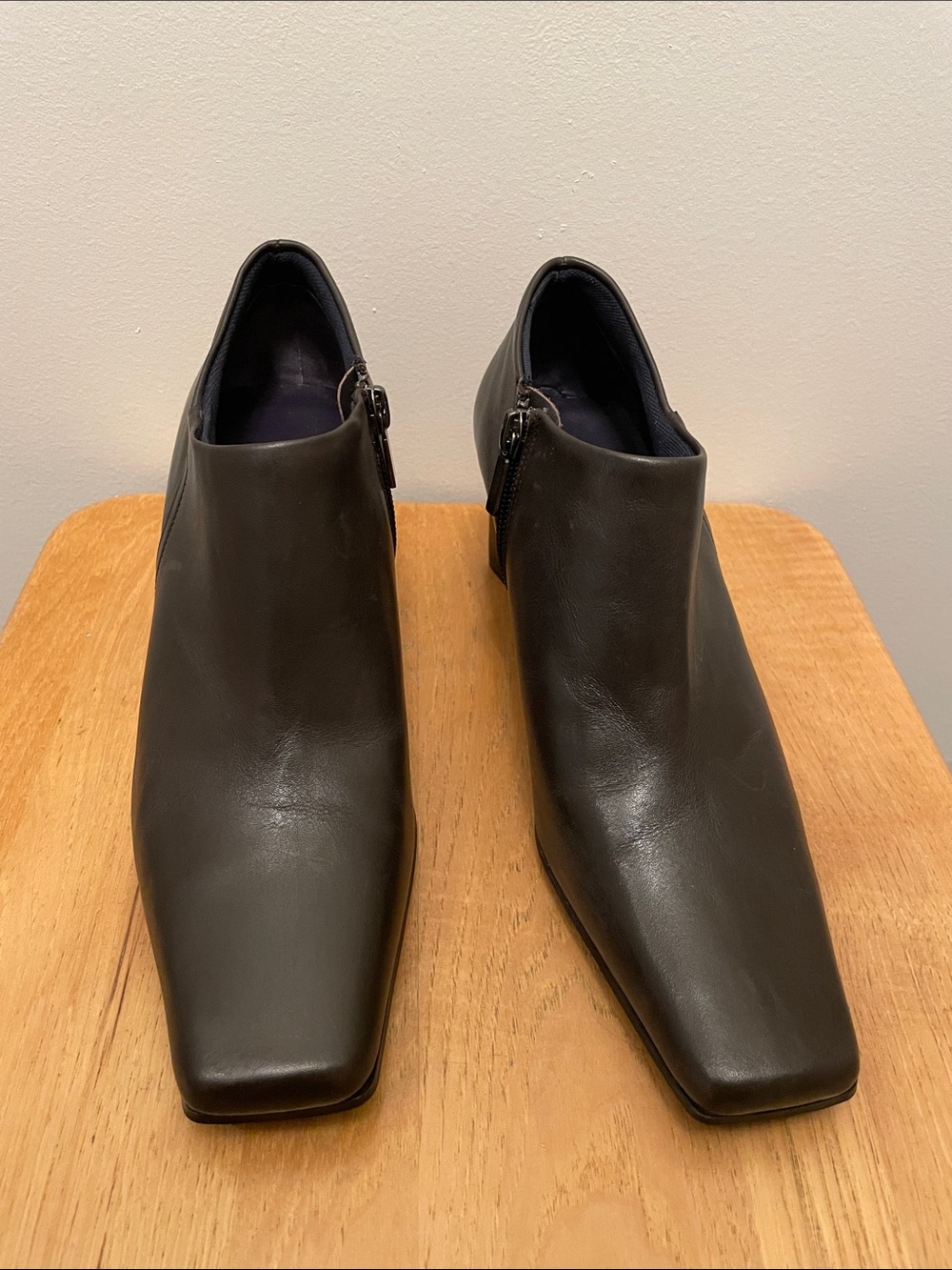 Liz Clairborne Brown Heel Ankle Boots Size 7